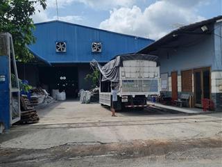 Cho thuê xưởng 150tr/tháng hố nai 3 trảng bom
tdt gần 3000m2.dt xưởng 2400m2, văn phòng 200m2.