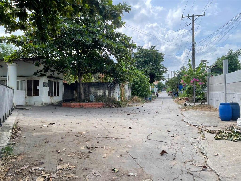 Chuyển nhượng xưởng tại long thành, đồng nai. diện tích đất 1,7ha đã lên full skc. giá chỉ 75 tỷ