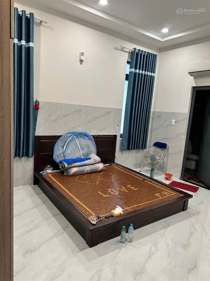 Siêu phẩm. chủ bên canada gửi b.án tông dt 21000m2(6000m2+15000m2). sổ riêng 2 lô liền kề.qh hồ