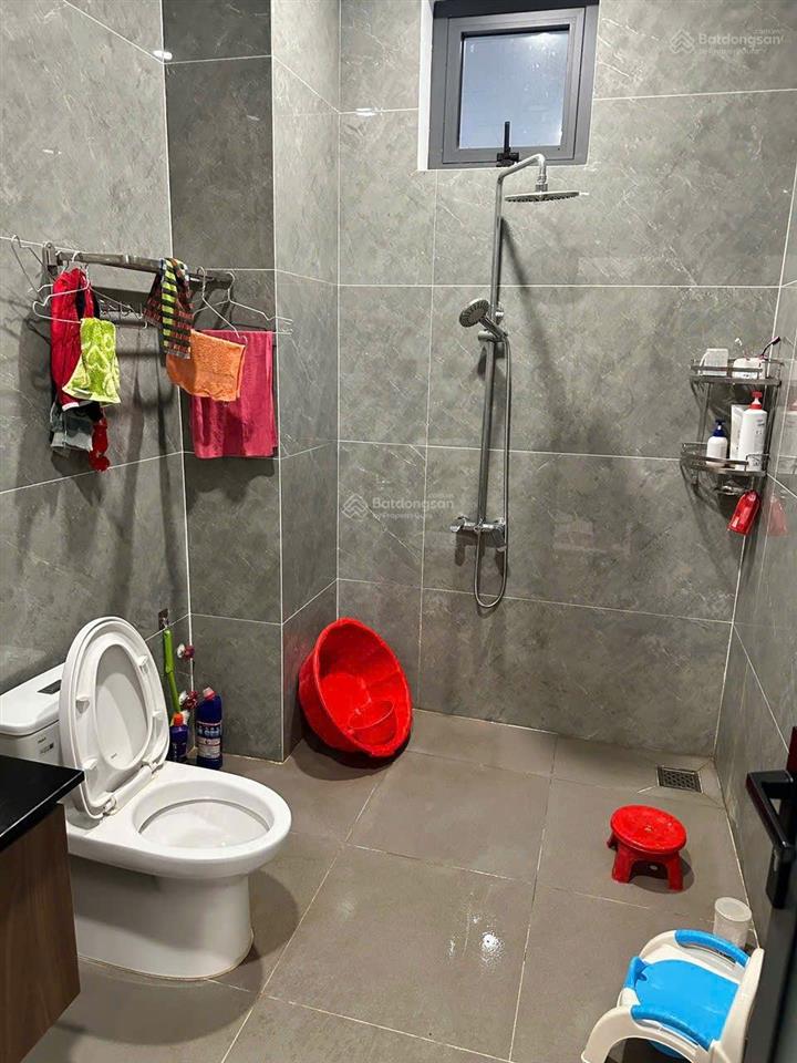 Siêu phẩm. chủ bên canada gửi b.án tông dt 21000m2(6000m2+15000m2). sổ riêng 2 lô liền kề.qh hồ