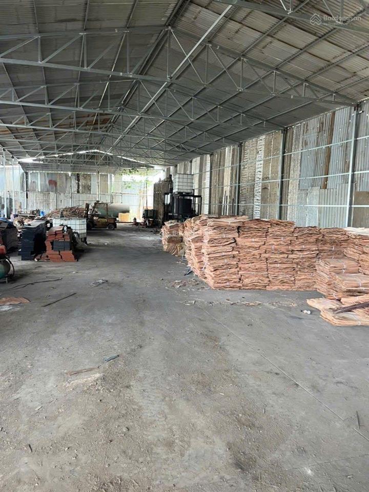 Cho thuê xưởng 2000m2 hưng thịnh, trảng bom, đồng nai
diện tích xưởng 2000m2, điện 3fa khuôn viên