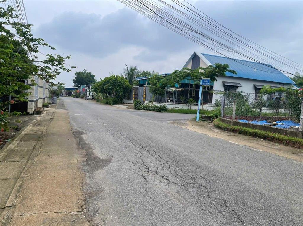 Bán đất đẹp an viễn 1 sẹc đường trảng bom đồi 61. diện tích 1.200m. có 100m thổ cư