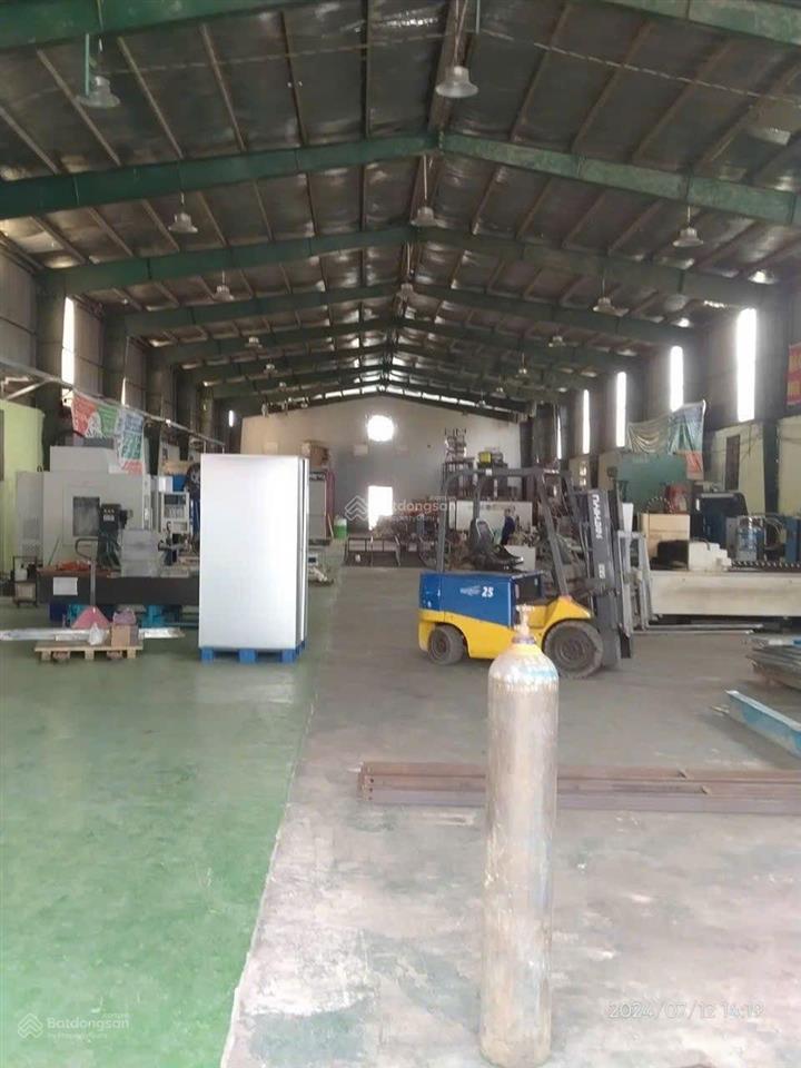 Cho thuê nhà xưởng mặt tiền ql 51, p. tam phước, tp đồng nai. tổng diện tích 1600m2