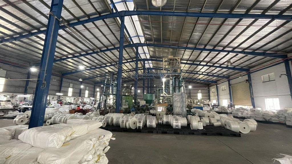 Cho thuê nhà xưởng trong kcn hố nai 3, trảng bom, đồng nai, diện tích 1800m2 pccc tự động