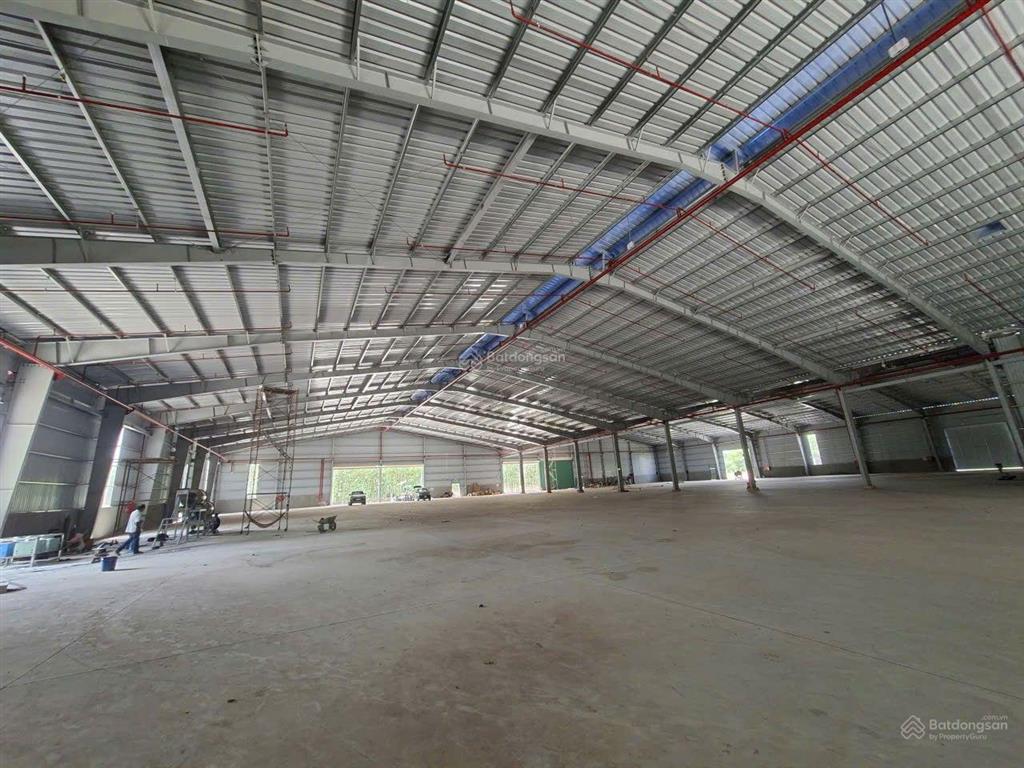 Cho thuê nhà xưởng phú giáo tp. hcm tổng diện tích đất 9.000 m2. nhà xưởng 5.000 m2. pháp lý