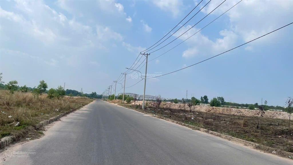 Bán đất skk khu công nghiệp trảng bom, đồng nai, hỗ trợ bank 70%, cho dn, dt đất 22.000m2