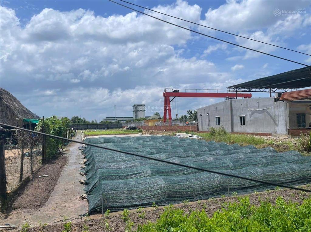 Mặt tiền mai chí thọ, tam phước, biên hoà.
3,2sao (32x100m) 175m2 thổ cư 4,5tr/m2