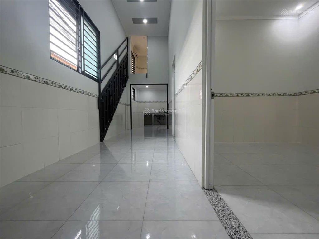 Chỉ còn 3 tỷ 250, bán nhà 2 mặt tiền 5*15m sổ riêng full thổ cư nhà cấp 4 mới, sáng thoáng đẹp