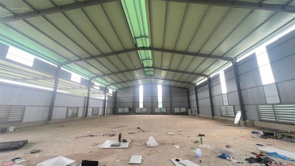 Cho thuê kho xưởng hố nai đồng nai, tdt 2500m2.
diện tích nhà xưởng 1.100m2 nền bê tông chịu