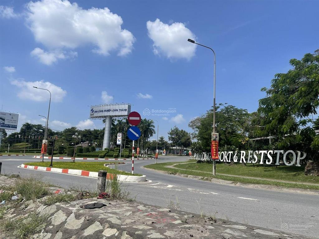 50.000m2, 5ha, 3 mặt tiền đường xe công, long thành đồng nai, sổ riêng có 300m2 thổ cư và 5000