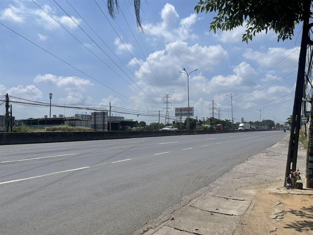 50.000m2, 5ha, 3 mặt tiền đường xe công, long thành đồng nai, sổ riêng có 300m2 thổ cư và 5000