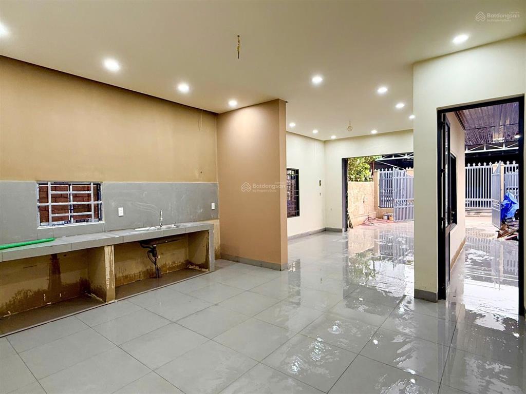 Bán nhà gần giáo xứ tân thành bình minh, đồng nai.
diện tích 7x22m. sổ riêng full thổ cư