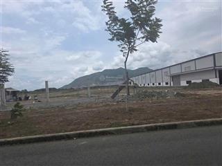 Cần chuyển nhượng lô đất trong khu công nghiệp châu đức bà rịa. diện tích 88.000m2. chỉ 3.25tr/m2