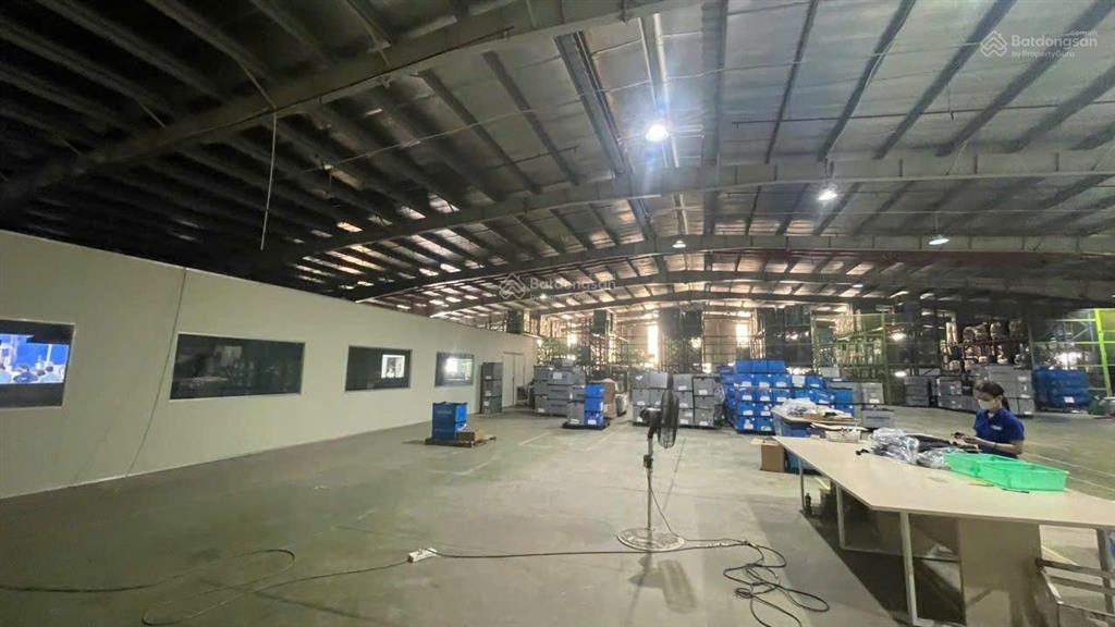 Cho thuê nhà xưởng trong kcn giang điền, đồng nai.
dt 2500m2, trạm điện 560 kva, hệ thống pccc