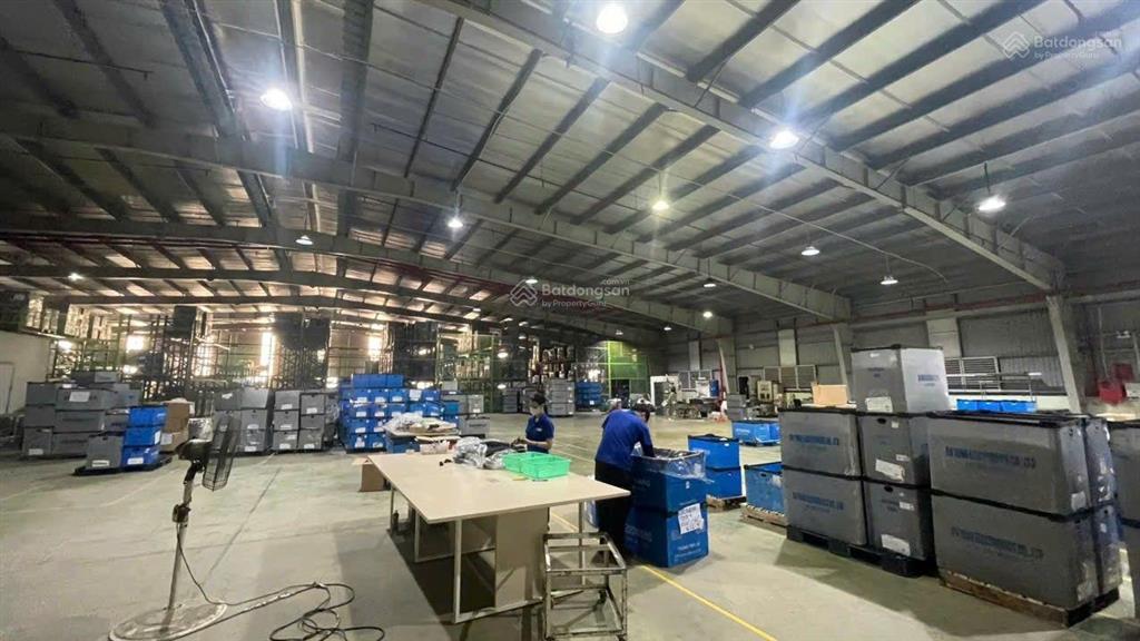 Cho thuê nhà xưởng trong kcn giang điền, đồng nai.
dt 2500m2, trạm điện 560 kva, hệ thống pccc