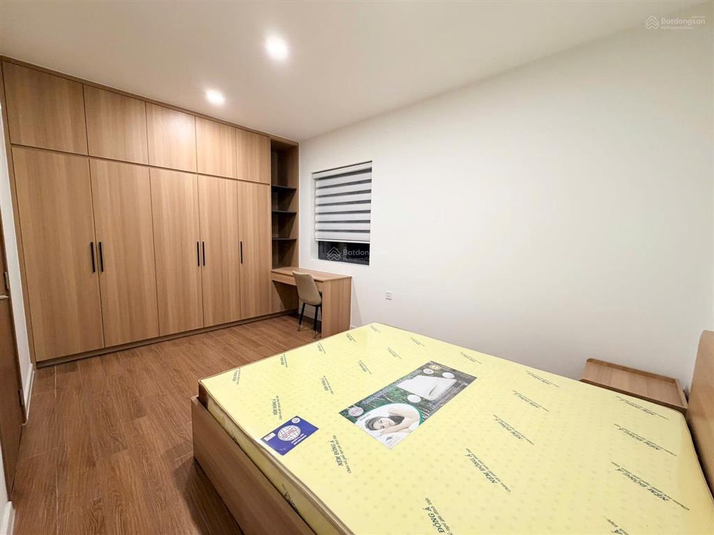 Cho thuê căn nhà mới 100% full nội thất tại tp mới bình dương
