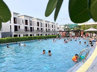 Cho thuê căn nhà mới 100% full nội thất tại tp mới bình dương