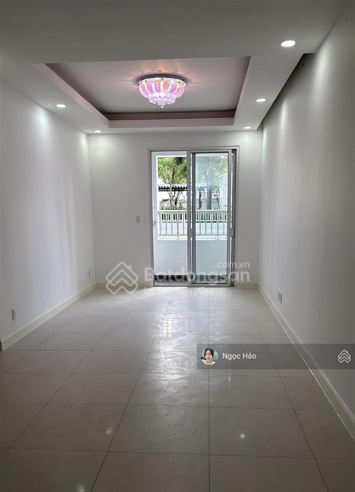 Chủ đi nước ngoài bán gấp lexington 2pn 70.74m2 chỉ 5,5 tỷ   0776 177 *** hảo