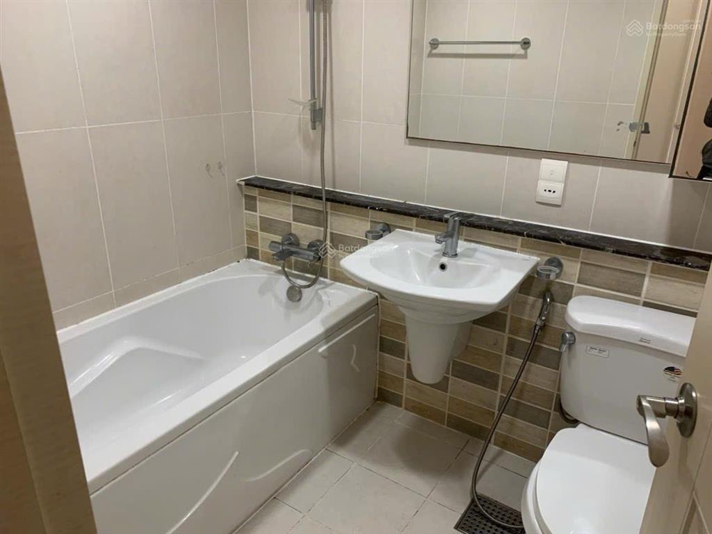 Cho thuê căn hộ chung cư imperia an phú giá 25 triệu vnd/th 131m2 ntcb  giá tốt chốt nhanh