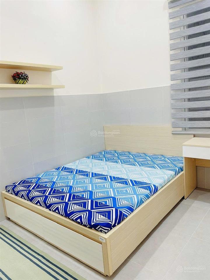 Lexington  cho thuê 2 phòng ngủ  giá từ 16 triệu  full nội thất. nhà thoáng mát, sạch sẽ.