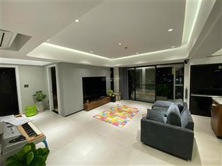 Bán 3pn cantavil an phú 150m2, giá 9.2 tỷ, 3 ban công thoáng mát.