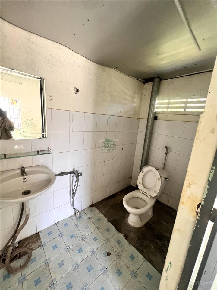 Cho thuê kho cầu dứa phú nông 235m2 giá 12 triệu/tháng
