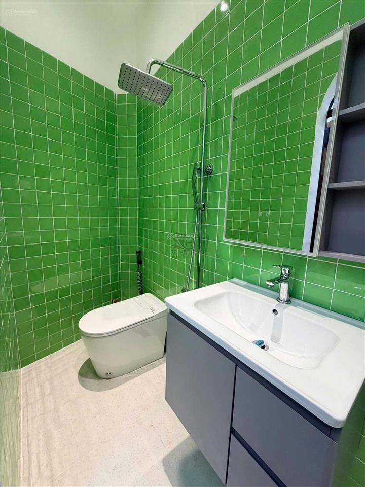 Cho thuê nhà sân vườn mới xây 3 phòng ngủ full nội thất bắc nha trang giá 20 triệu/tháng