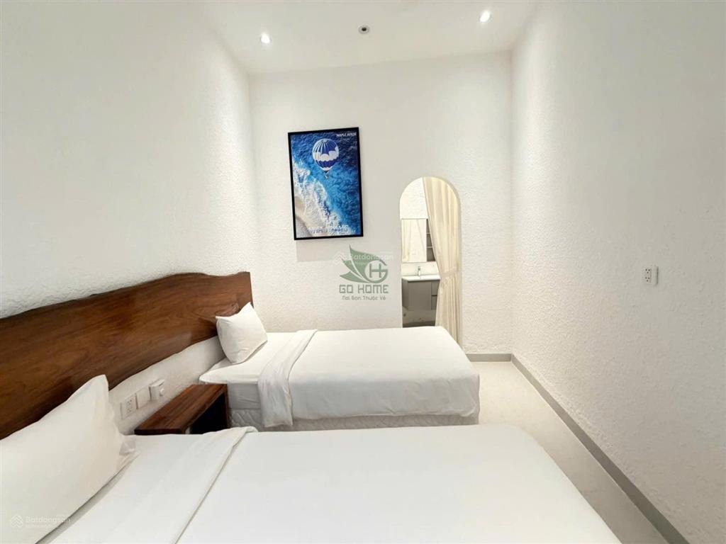 Cho thuê nhà sân vườn mới xây 3 phòng ngủ full nội thất bắc nha trang giá 20 triệu/tháng