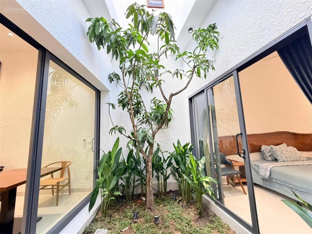 Cho thuê nhà sân vườn mới xây 3 phòng ngủ full nội thất bắc nha trang giá 20 triệu/tháng