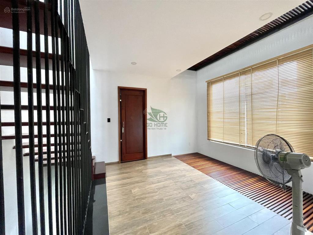 Cho thuê nhà 3 phòng ngủ full nội thất có bồn tắm kđt hà quang 2 nha trang giá 22 triệu