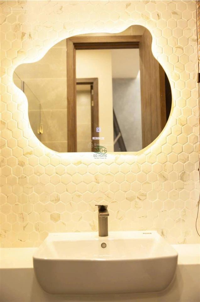 Cho thuê nhà nguyên căn full nội thất 2 phòng ngủ gần mường thanh viễn triều 20 triệu/tháng