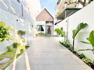 Cho thuê nhà mới đẹp có sân vườn 2 phòng ngủ full nội thất khu phước long giá 20 triệu/tháng