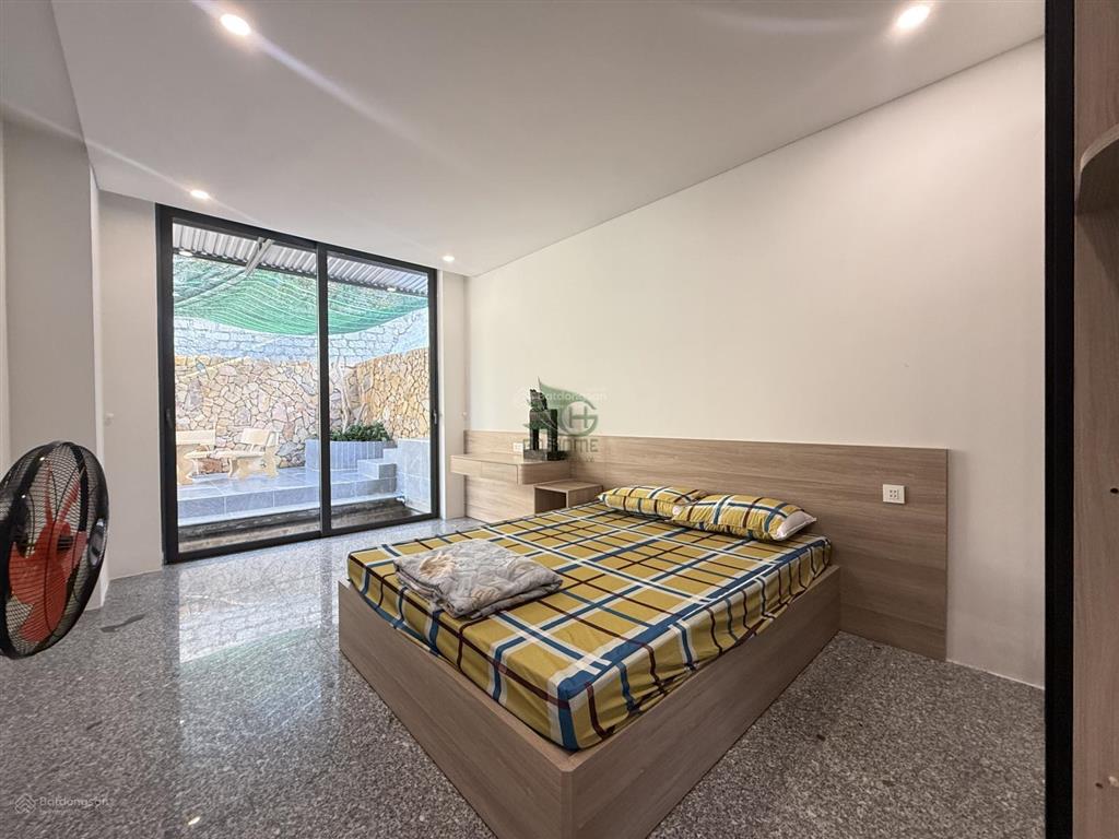 Cho thuê villa sân vườn view núi 2 phòng ngủ full nội thất mới khu phía tây nha trang giá 22 triệu