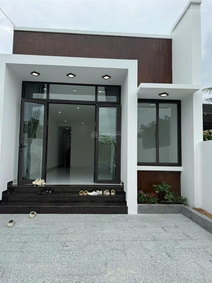 Cho thuê nhà cấp 4 sân vườn mới xây diên an 4 phòng ngủ full nội thất giá 12 triệu/tháng