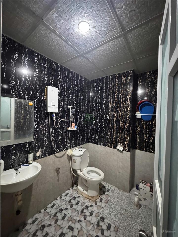 Cho thuê nhà ở kinh doanh 12 phòng khu phố tây phường lộc thọ 35 triệu/tháng