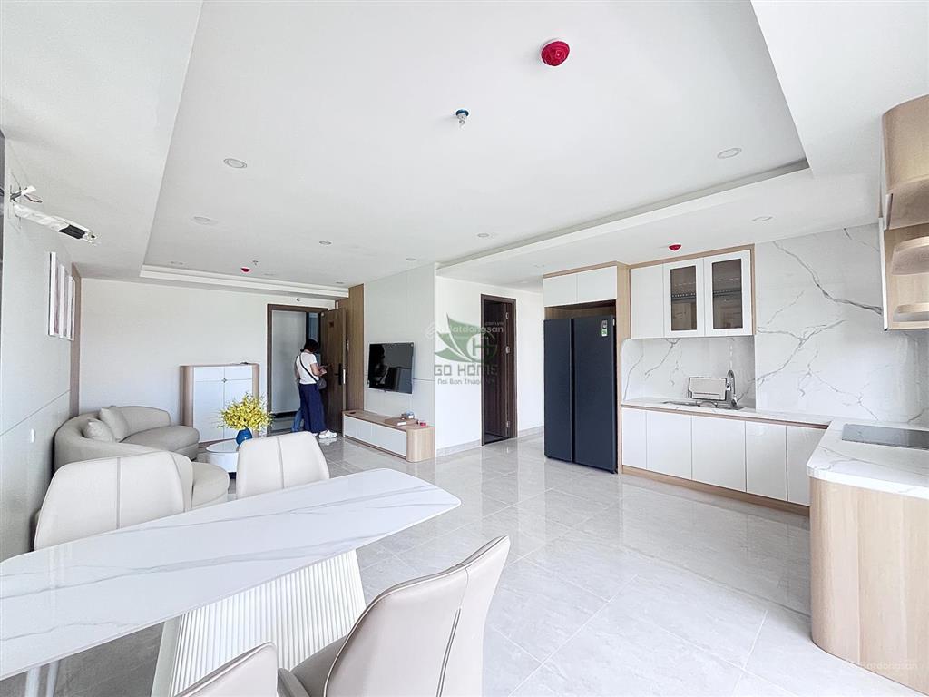 Cho thuê căn hộ chung cư mới 3 phòng ngủ view sông có ban công khu phước long 16 triệu/tháng