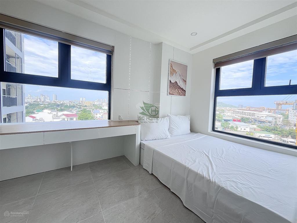 Cho thuê căn hộ chung cư mới 3 phòng ngủ view sông có ban công khu phước long 16 triệu/tháng