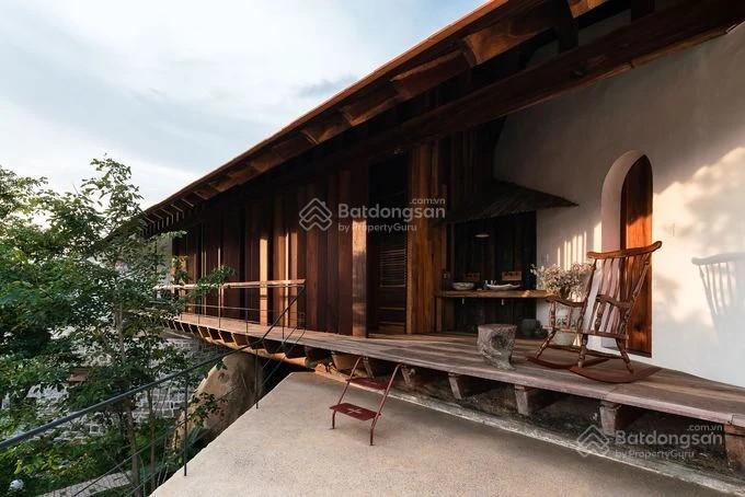 Cho thuê căn villa sân vườn 528m2 4 phòng ngủ khu phước long giá 40 triệu/tháng