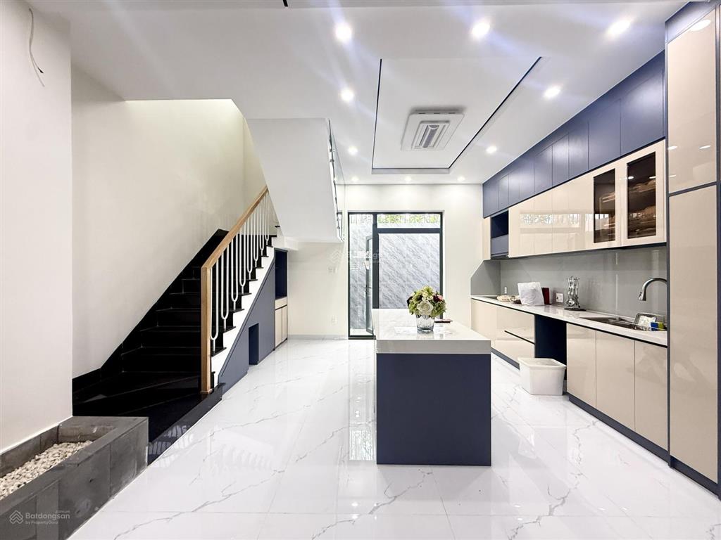 Cho thuê nhà mới 3 tầng 3 phòng ngủ full nội thất khu vcn phước hải 35 triệu/tháng
