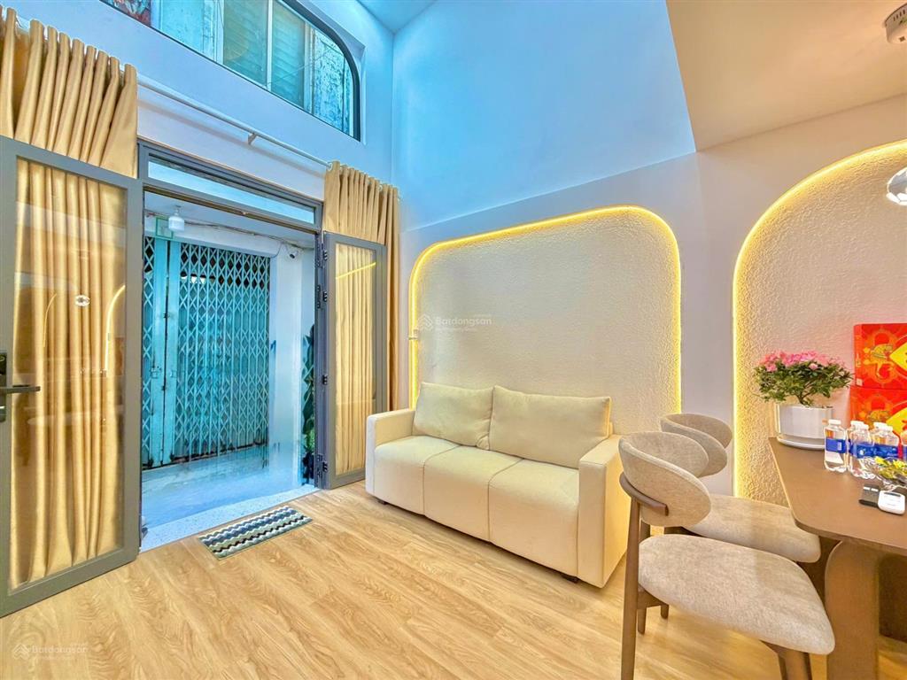 Ngộp bank trước rao 5,9 tỷ giờ còn 4,99 tỷ