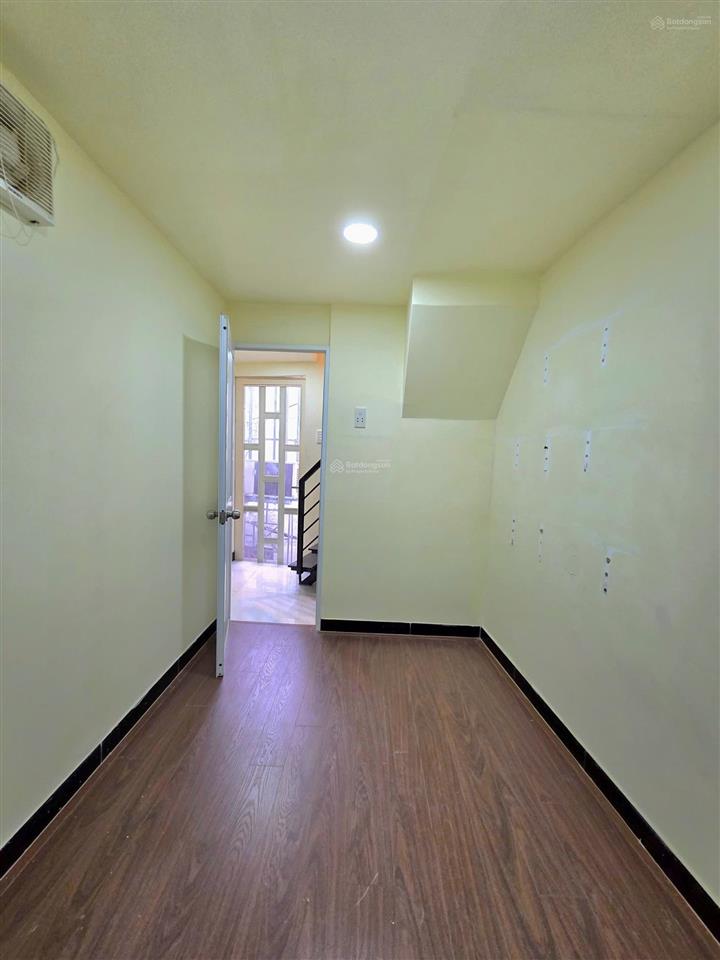 Bán nhà nhỏ 2.4 tỷ võ duy ninh 3 tầng