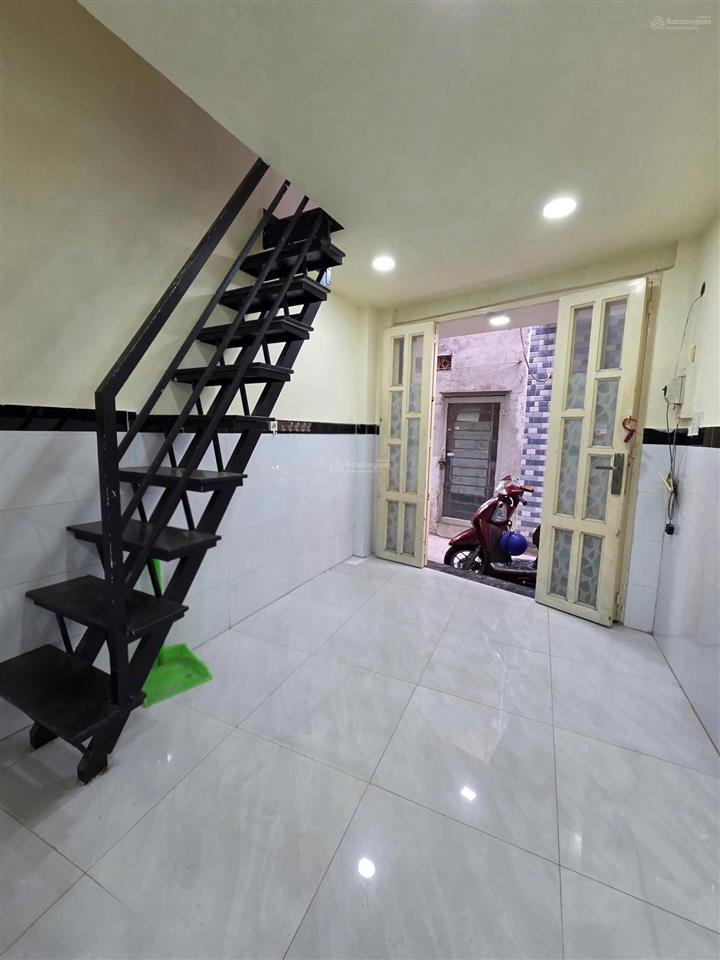 Bán nhà nhỏ 2.4 tỷ võ duy ninh 3 tầng