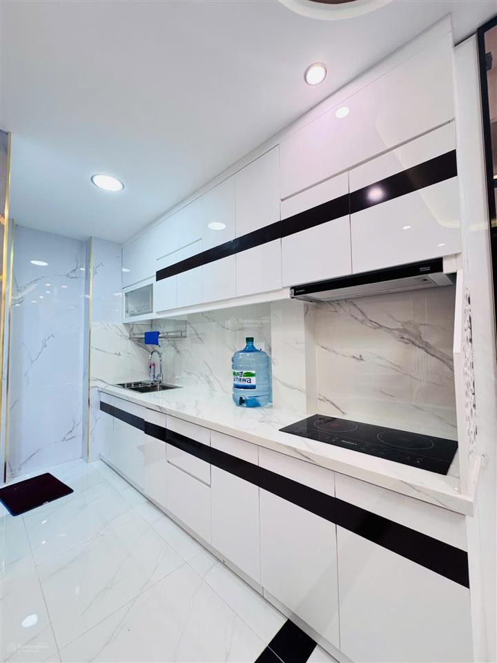 Bán nhà mới xây 2026 giá 6.9 tỷ gần cv gia định