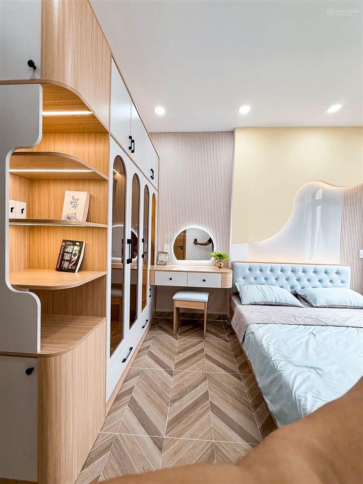 Nhà mới 50m2 3 tầng có sân thượng, 6,2 tỷ