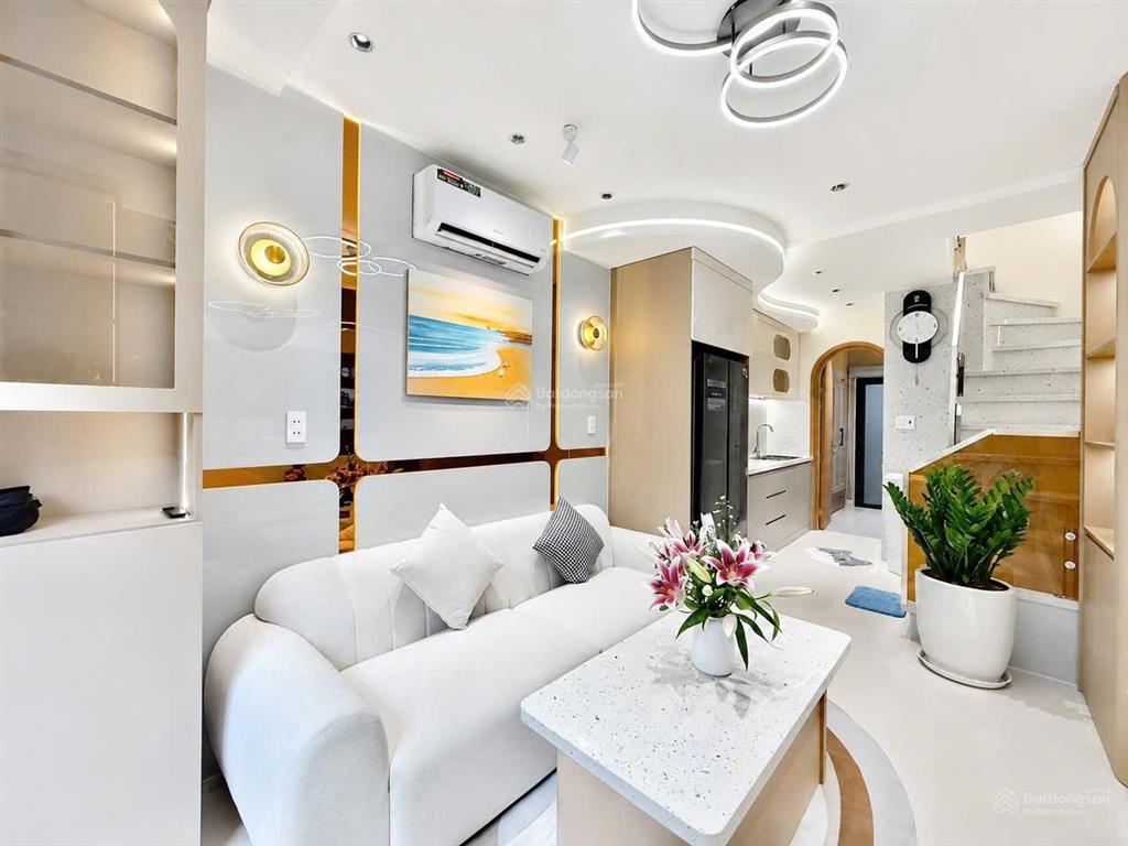 Bán nhà mới khu vip phan xích long 5,95 tỷ