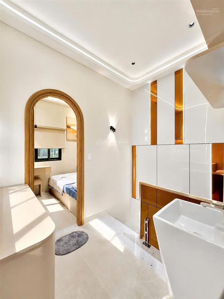 Bán nhà mới khu vip phan xích long 5,95 tỷ