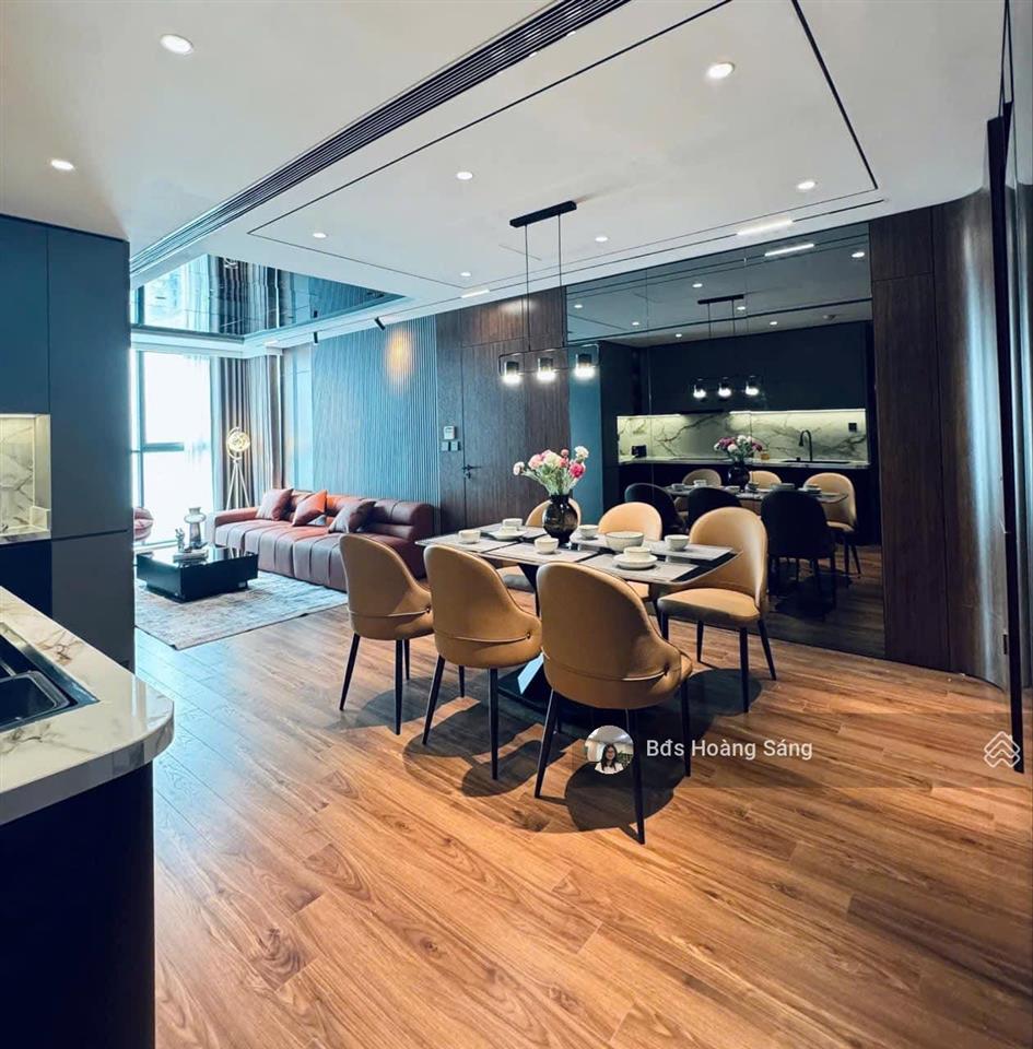 Chính chủ gửi bán cc diamond flower 116m2 11.3tỷ, 122m2 11.8tỷ, 168m2 16.5tỷ,  0936 218 ***