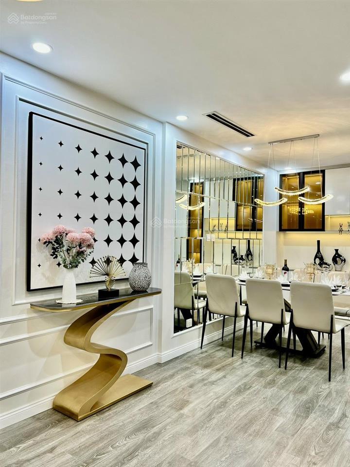 Ko ảo, chính chủ gửi bán căn góc 3n cc hà nội centerpoint 80m2 9.5 tỷ,  0936 218 ***