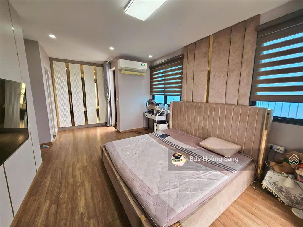 Chính chủ gửi bán cc stellar căn góc 112m2,  0936 218 ***