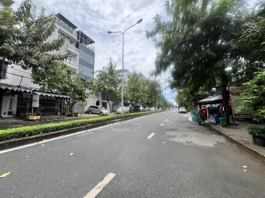 Bán nhà mặt tiền đường số 8 kdc trung sơn 100m2  4 tầng  có hđ thuê 27tr tháng
